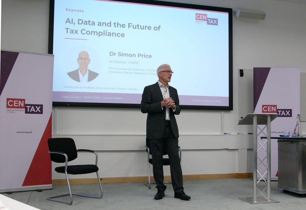 Dr Simon Price